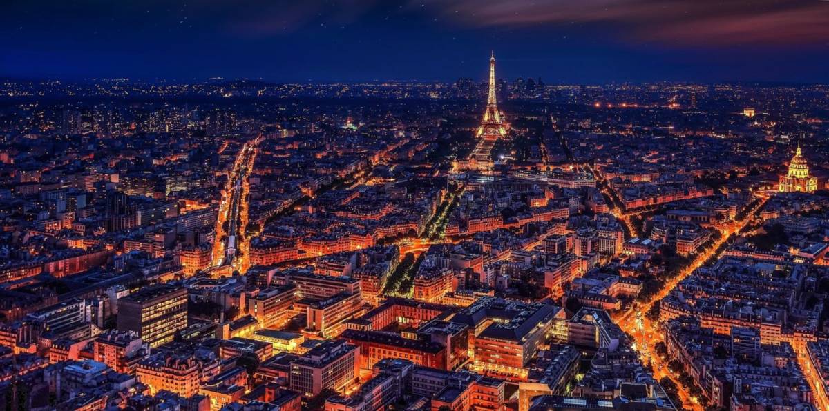 Black Travel Movement - Paris at Night